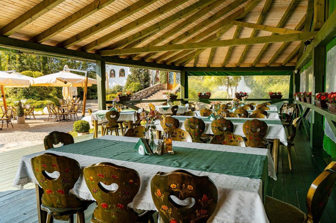 Conacul Secuiesc-Szekelyko Kuria Hotel Coltesti Bagian luar foto