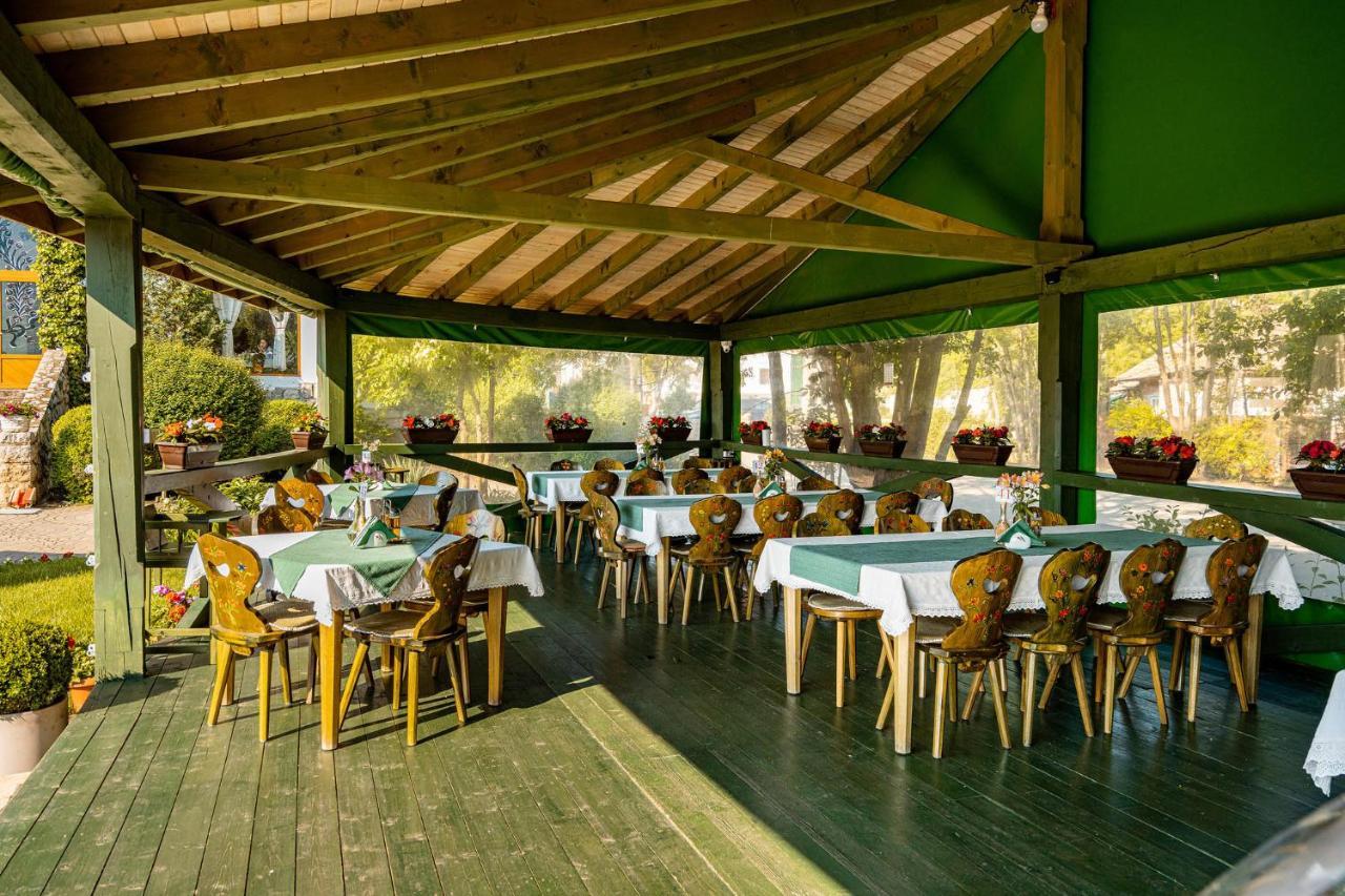 Conacul Secuiesc-Szekelyko Kuria Hotel Coltesti Bagian luar foto